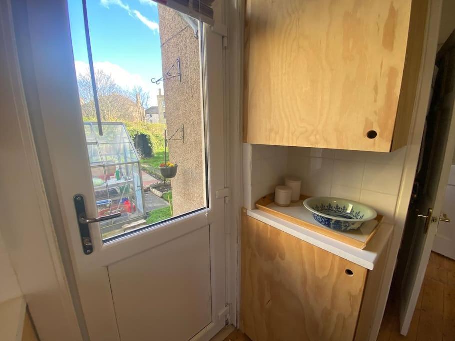 2 Bed With Garden Near Centre & Beach, Free Parking * Édimbourg